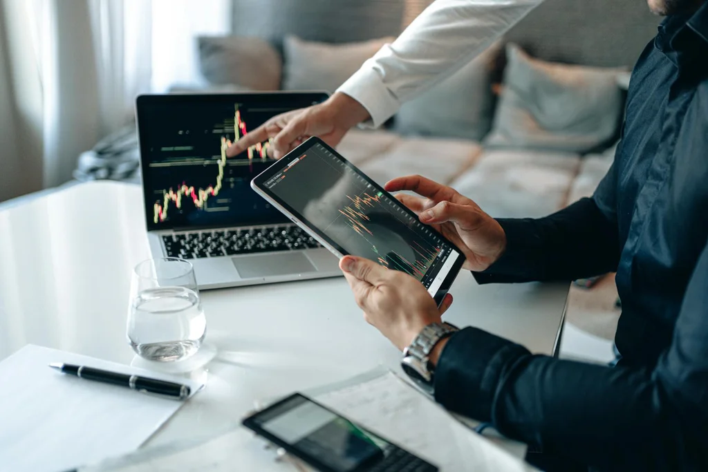 Activate Product Intelligence: Connect Your CPQ To Guided Selling (featured image)